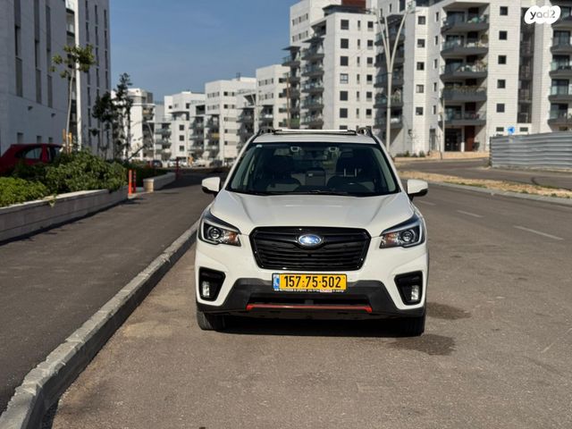 סובארו פורסטר