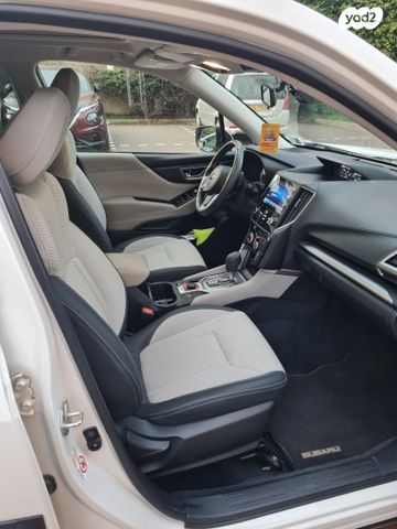 סובארו פורסטר