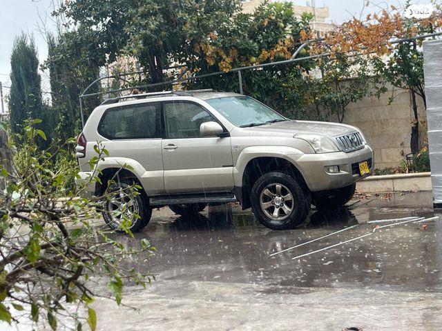 מודעת רכב טויוטה לנד קרוזר