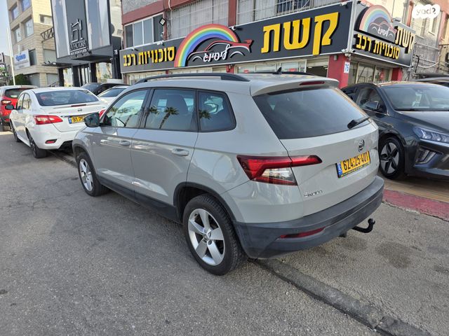 מודעת רכב סקודה קארוק