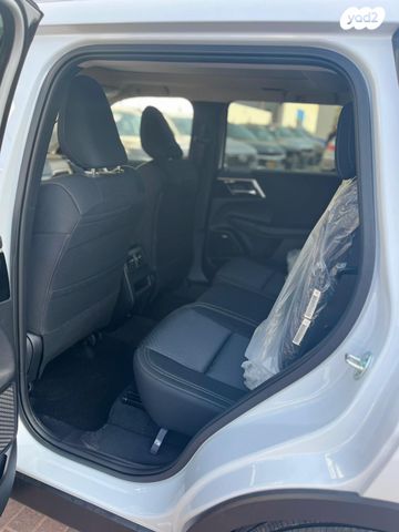 מיצובישי אאוטלנדר