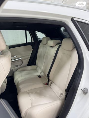 מרצדס-בנץ GLA