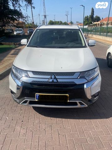 מיצובישי אאוטלנדר