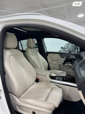 מרצדס-בנץ GLA