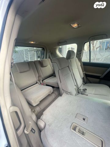 טויוטה לנד קרוזר