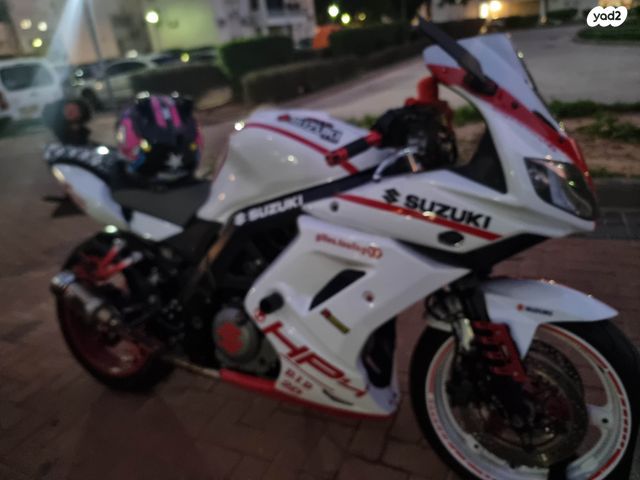 סוזוקי SV650S