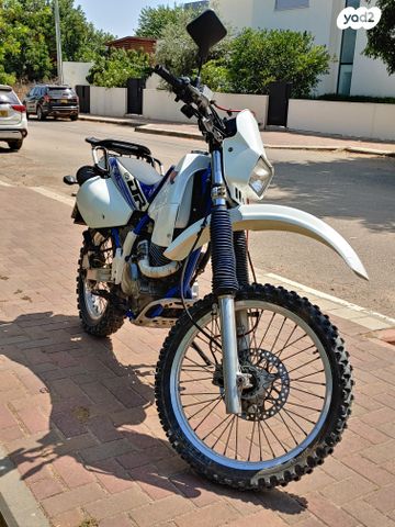 סוזוקי DR350