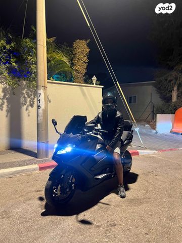 ימאהה Tmax 560 Tech