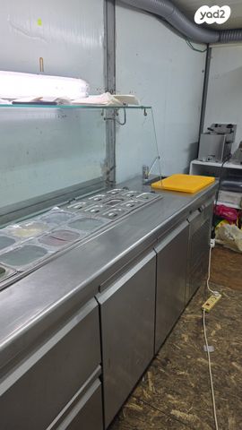 מודעת רכב נגרר (קראוון נגרר)