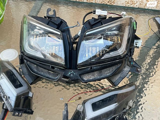 feedItemObj.data.row_1