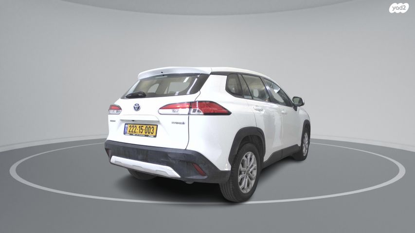 טויוטה קורולה קרוס