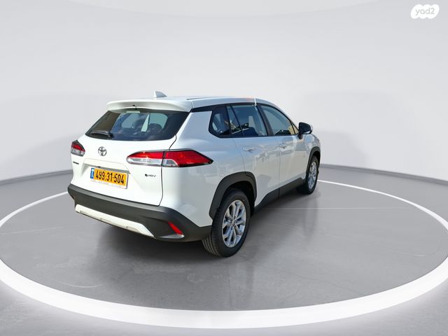 טויוטה קורולה קרוס