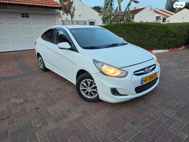 יונדאי אקסנט i25