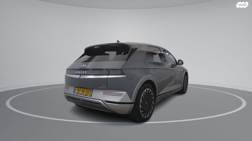 יונדאי איוניק 5