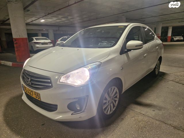 מודעת רכב מיצובישי אטראז' 1