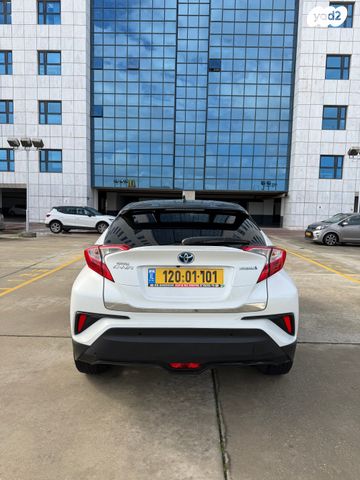 טויוטה C-HR