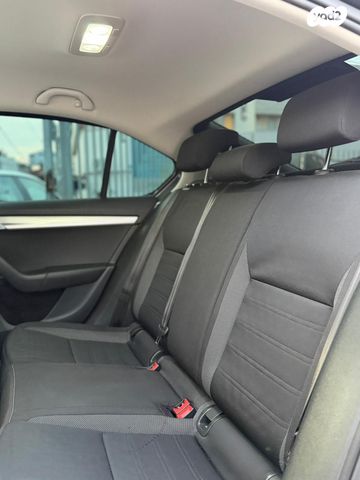 סקודה אוקטביה 