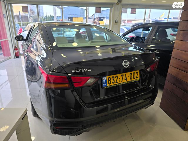 מודעת רכב ניסאן אלטימה