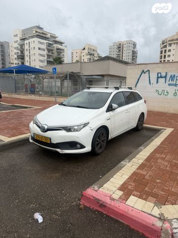 מודעת רכב טויוטה אוריס