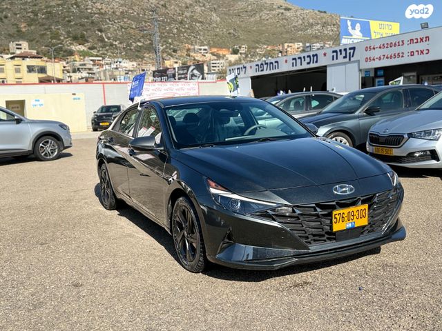 יונדאי אלנטרה