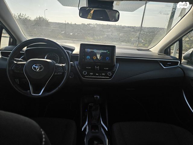 טויוטה קורולה