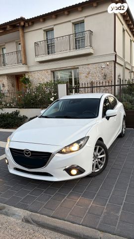מאזדה 3