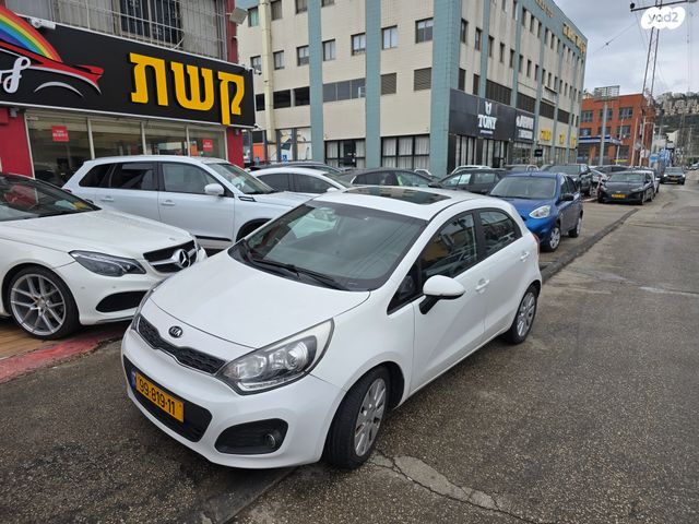 מודעת רכב קיה ריו
