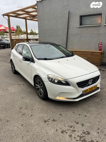 מודעת רכב וולוו V40