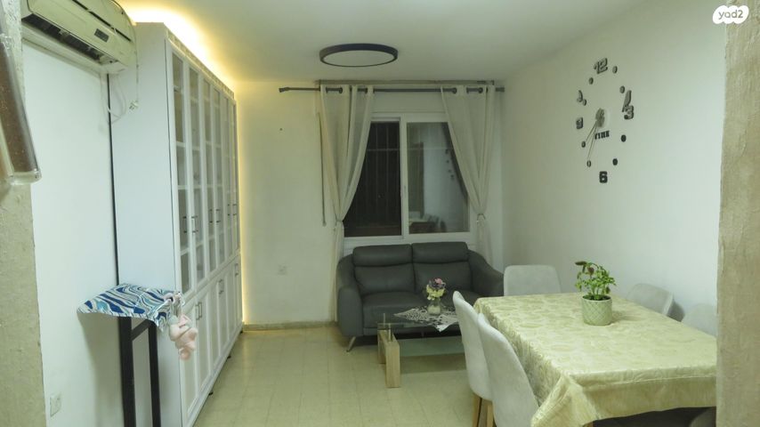 מבוא הפרטיזנים 304