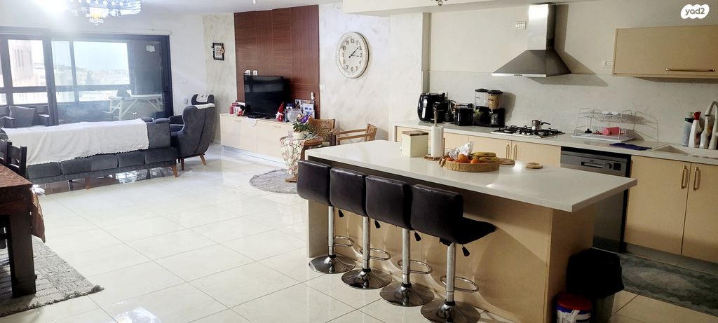 דירה, 2004 1, אזור תעשיה א', נצרת