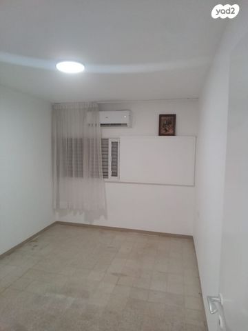 דירה, הרב פינטו 2, ז'בוטינסקי, אשקלון