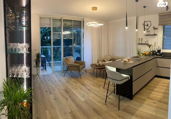 דירה, ביאליק 62, שכונת בן גוריון, מרכז העיר ג', רמת גן