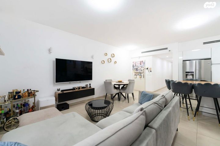 דירת גן, בן שמן 6, גני יער, לוד