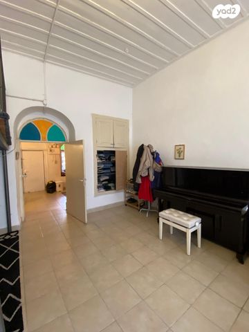 מזכרת משה 27