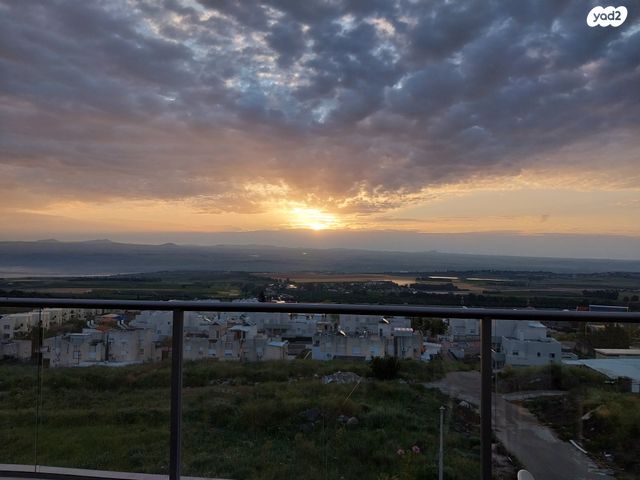 גג/ פנטהאוז, הפיקוס 5, שאר העיר, חצור הגלילית