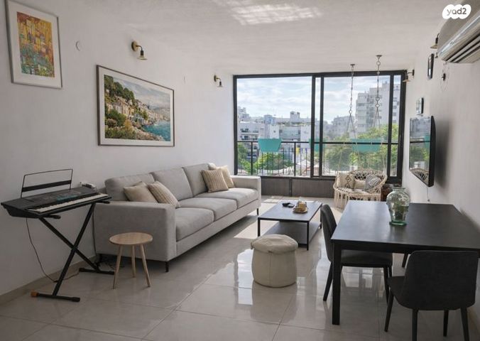 דירה, מטולה 4, נווה רם, שיכון מזרחי, רמת גן