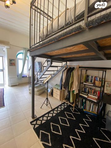 דירה, מזכרת משה 27, מחנה יהודה - לב העיר, ירושלים