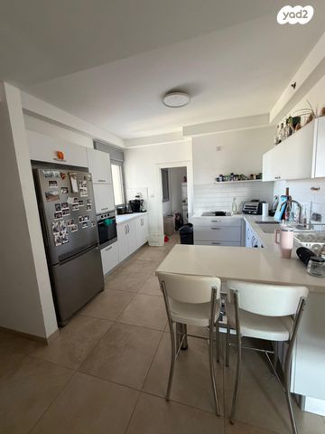 דירה, יצחק רגר 59, שכונה ב', באר שבע