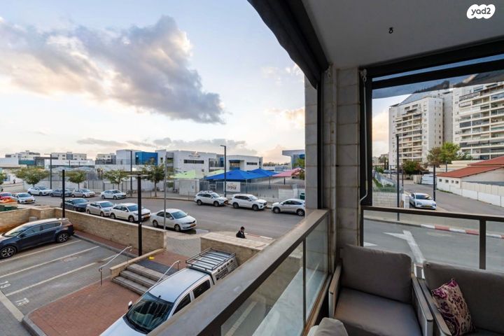 דירת גן, בן שמן 6, גני יער, לוד