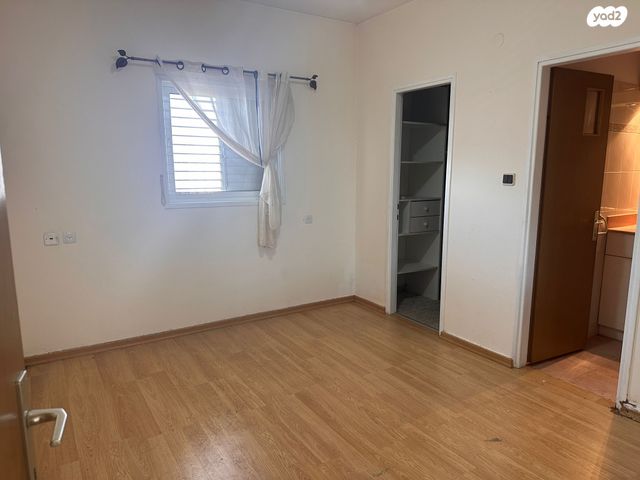 דירה, הרב נריה 4, נאות שקמה, ראשון לציון