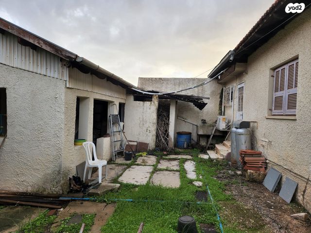 בית פרטי/ קוטג', יעקב חורגין 4, שיכוני מזרחי, כפר סבא