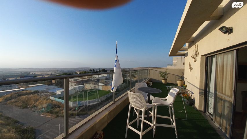 גג/ פנטהאוז, הפיקוס 5, שאר העיר, חצור הגלילית