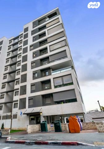 דירת גן, בן שמן 6, גני יער, לוד