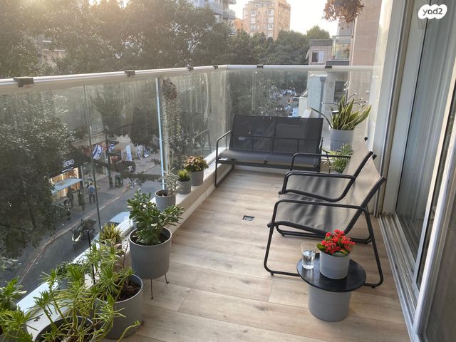 דירה, ביאליק 62, שכונת בן גוריון, מרכז העיר ג', רמת גן