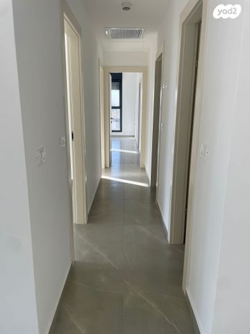 דירה, רמב"ם 10, הדר, רמת השרון