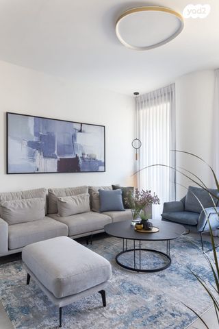 דירה, דרך מנחם בגין 160, מונטיפיורי, הרכבת, תל אביב יפו