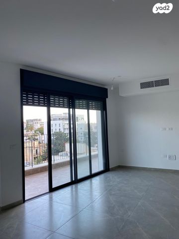 דירה, רמב"ם 10, הדר, רמת השרון