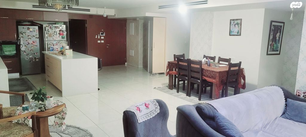 דירה, 2004 1, אזור תעשיה א', נצרת