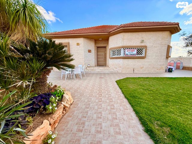 בית פרטי/ קוטג', אליהו חכים 9, רמות, באר שבע