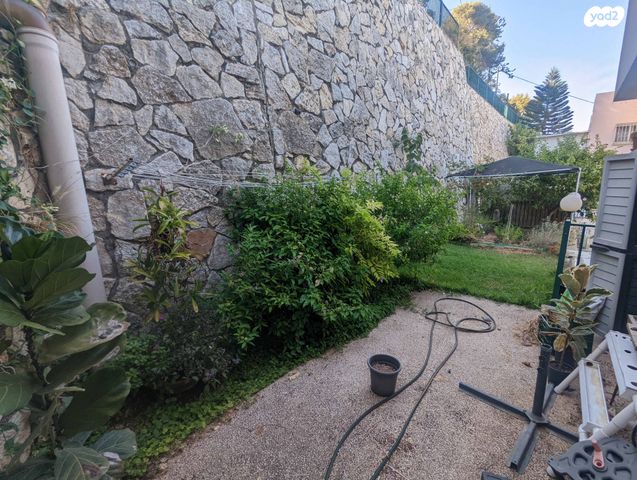 דירת גן, המעפילים 12, גבעת נשר, נשר